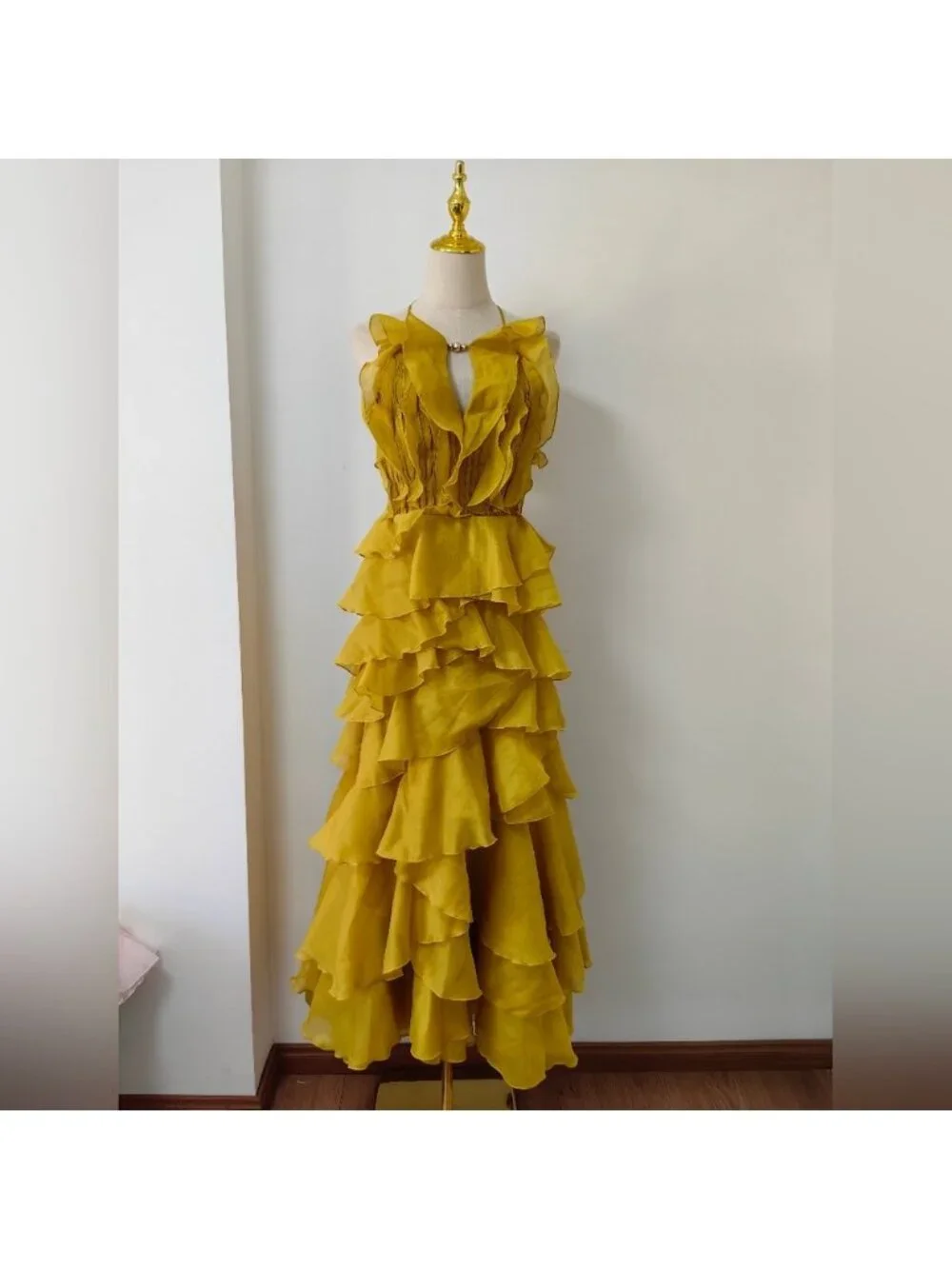 AJE Cleo Gown - Picture 9 of 15
